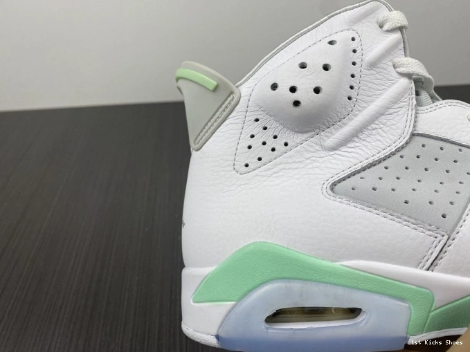1st Kicks Jordan Mint Foam Air 6 DQ4914-103 WMNS 0724
